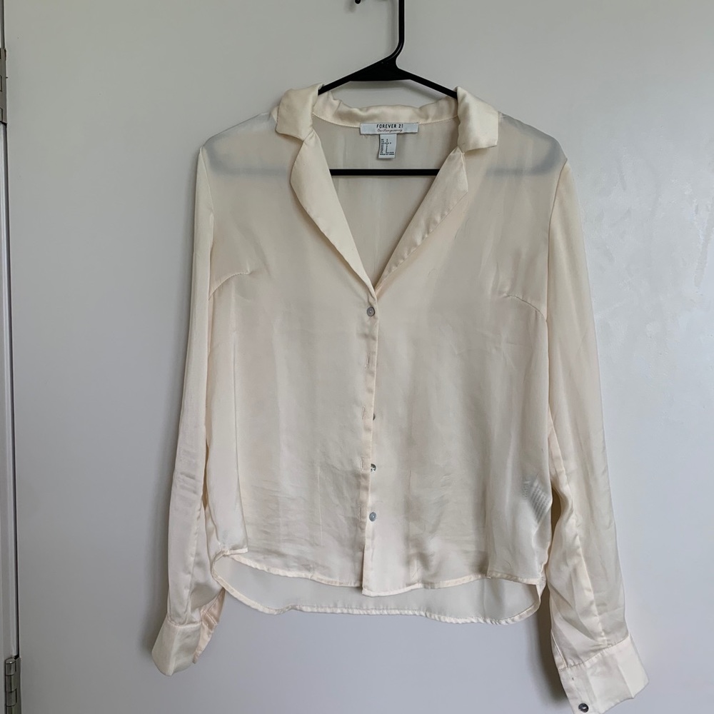 Forever 21 setting cream button-down S